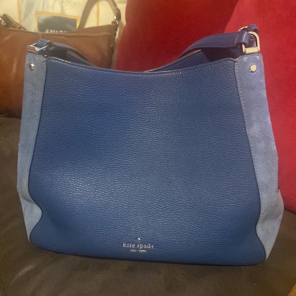 🆘 Bag Sale! Make an “OFFER!”‼️ - Picture 2 of 5